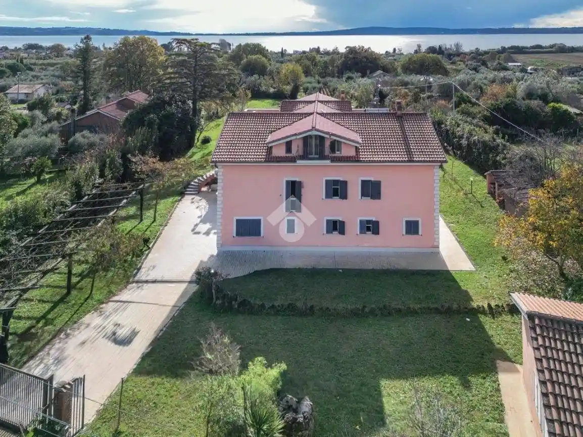 Villa unifamiliare via della acquarelle 3, Bracciano - foto 2