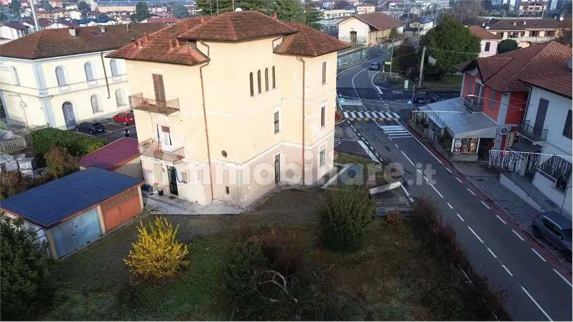 Appartamento in vendita a Ternate