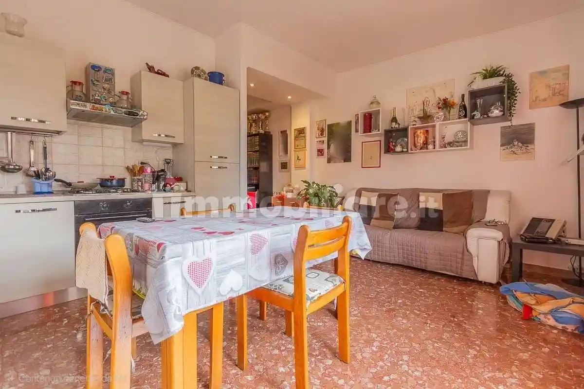 Bilocale buono stato, secondo piano, San Basilio, Roma - foto 5