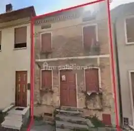 Casa indipendente all'asta via Romolo e  Rodolfo Mazzacavallo, Cogollo del Cengio - foto 2