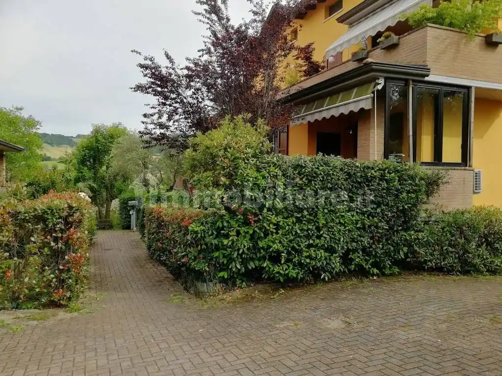 Trilocale via al Castello 5, Centro, Vezzano sul Crostolo - foto 2