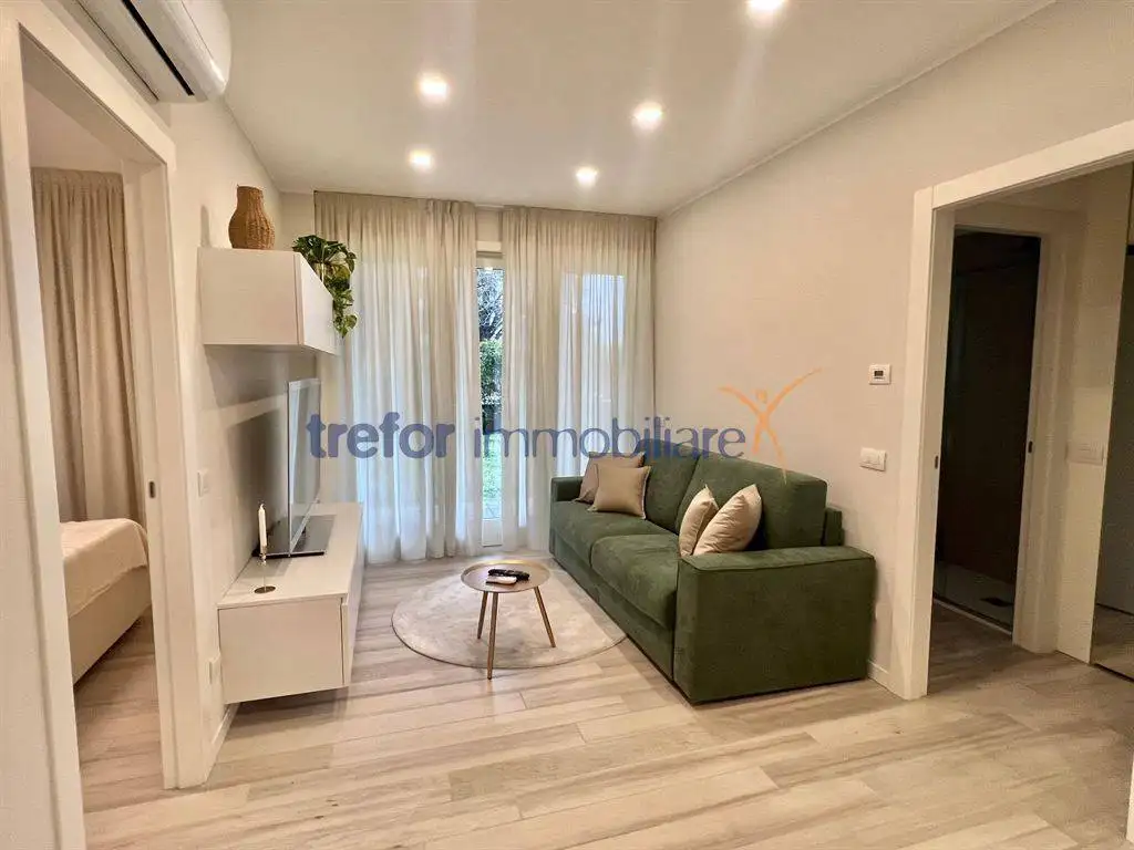 Bilocale via Trieste, 4/A, Centro, San Donato Milanese - foto 2