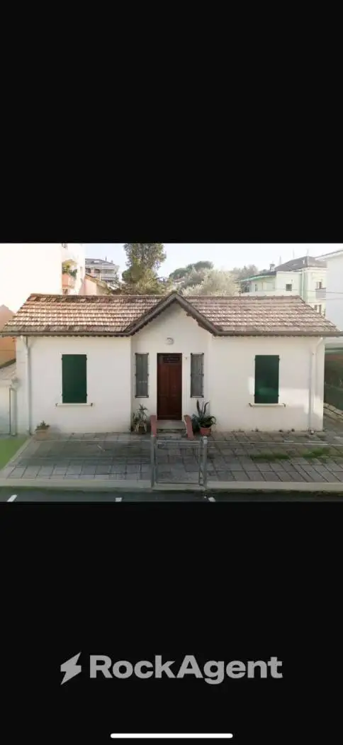Villa in vendita a Cattolica