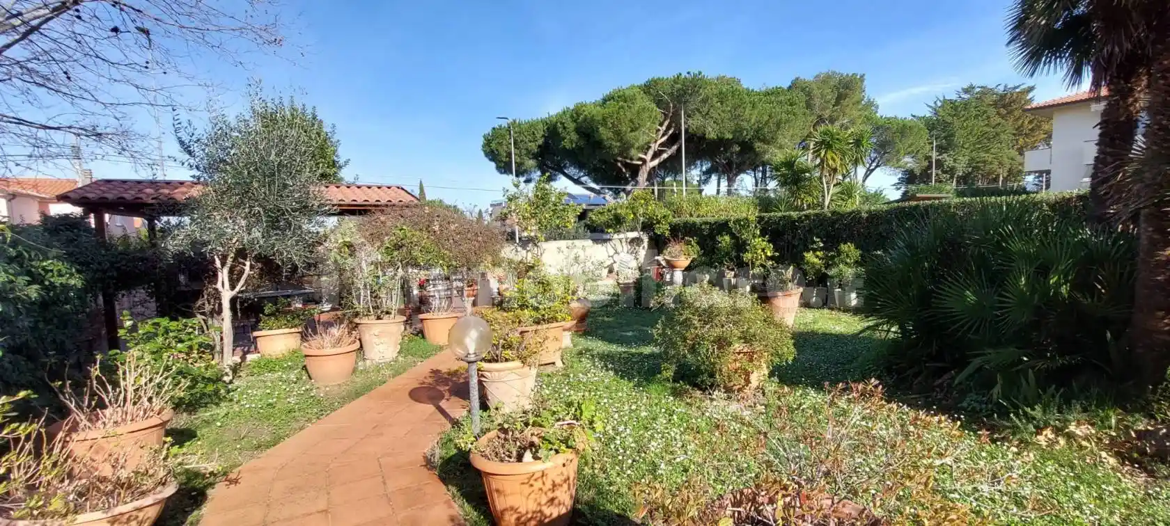 Villa unifamiliare 300 m², Montenero Basso - Montenero Alto, Livorno - foto 2