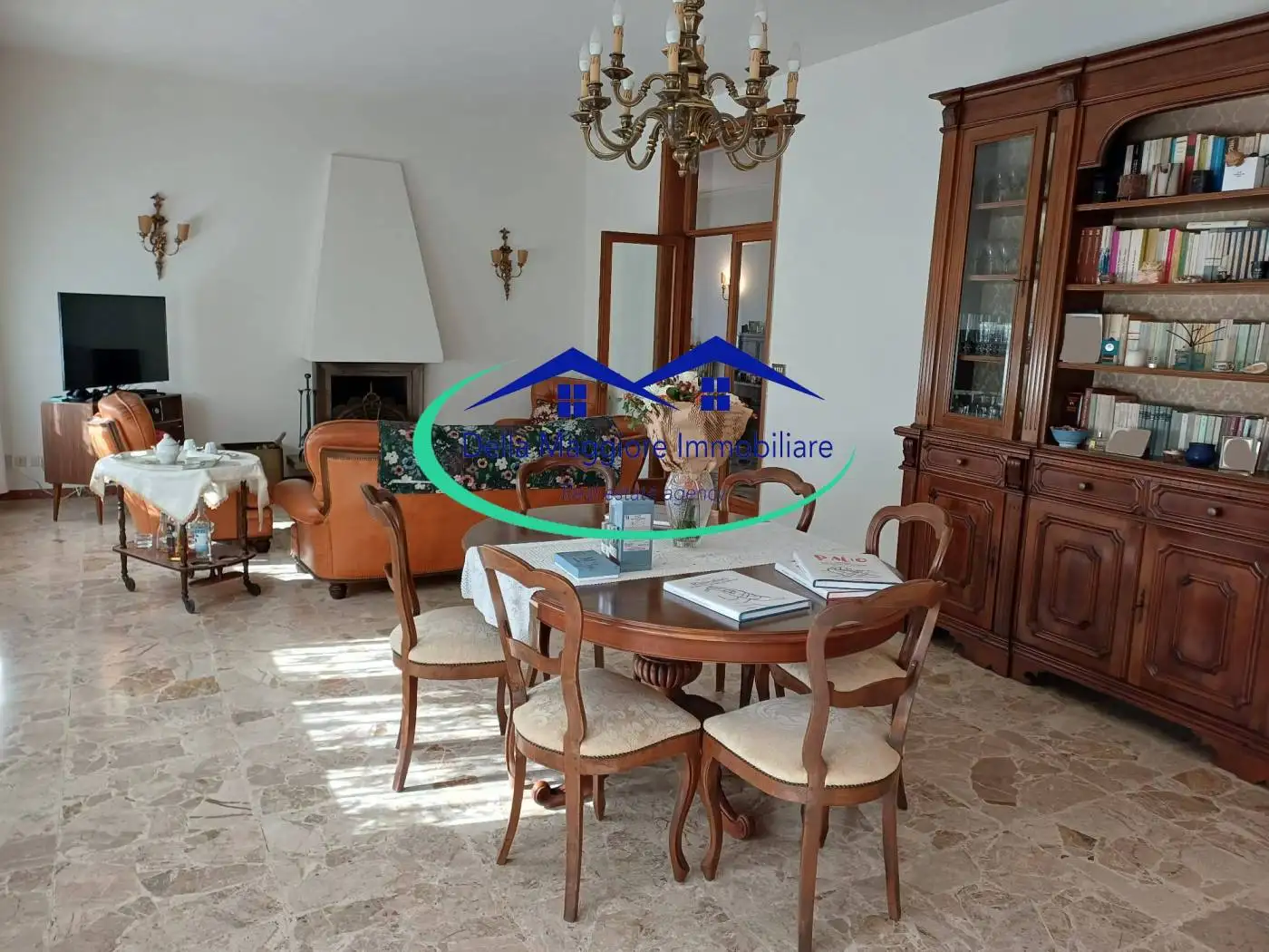 Villa in vendita a Livorno