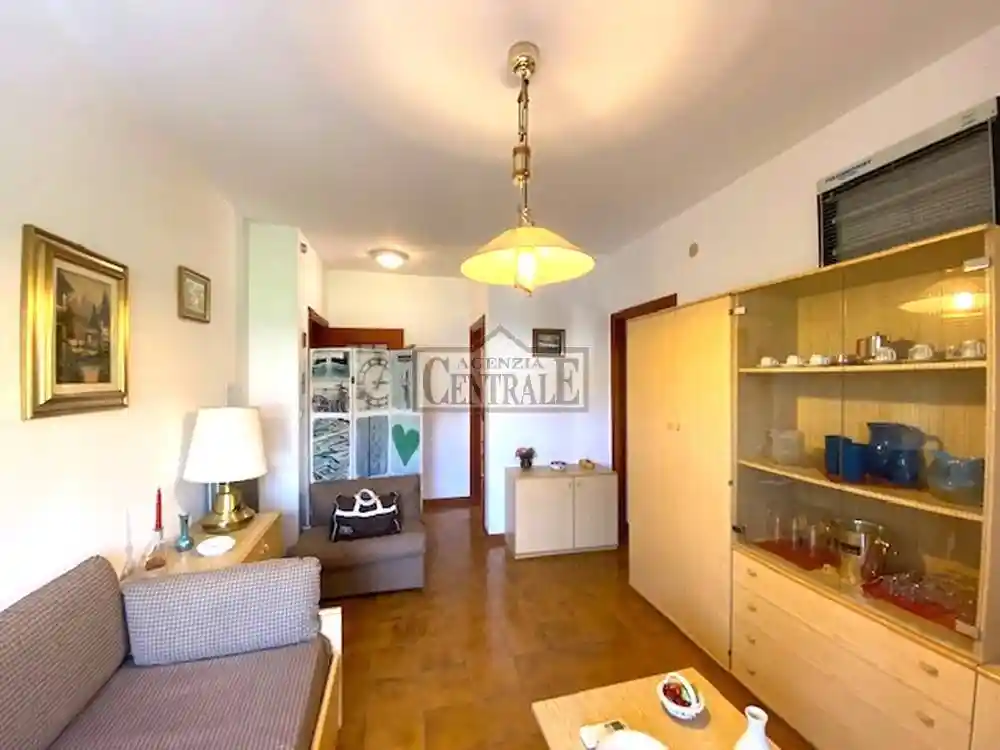 Monolocale buono stato, secondo piano, Solaro, Sanremo - foto 3