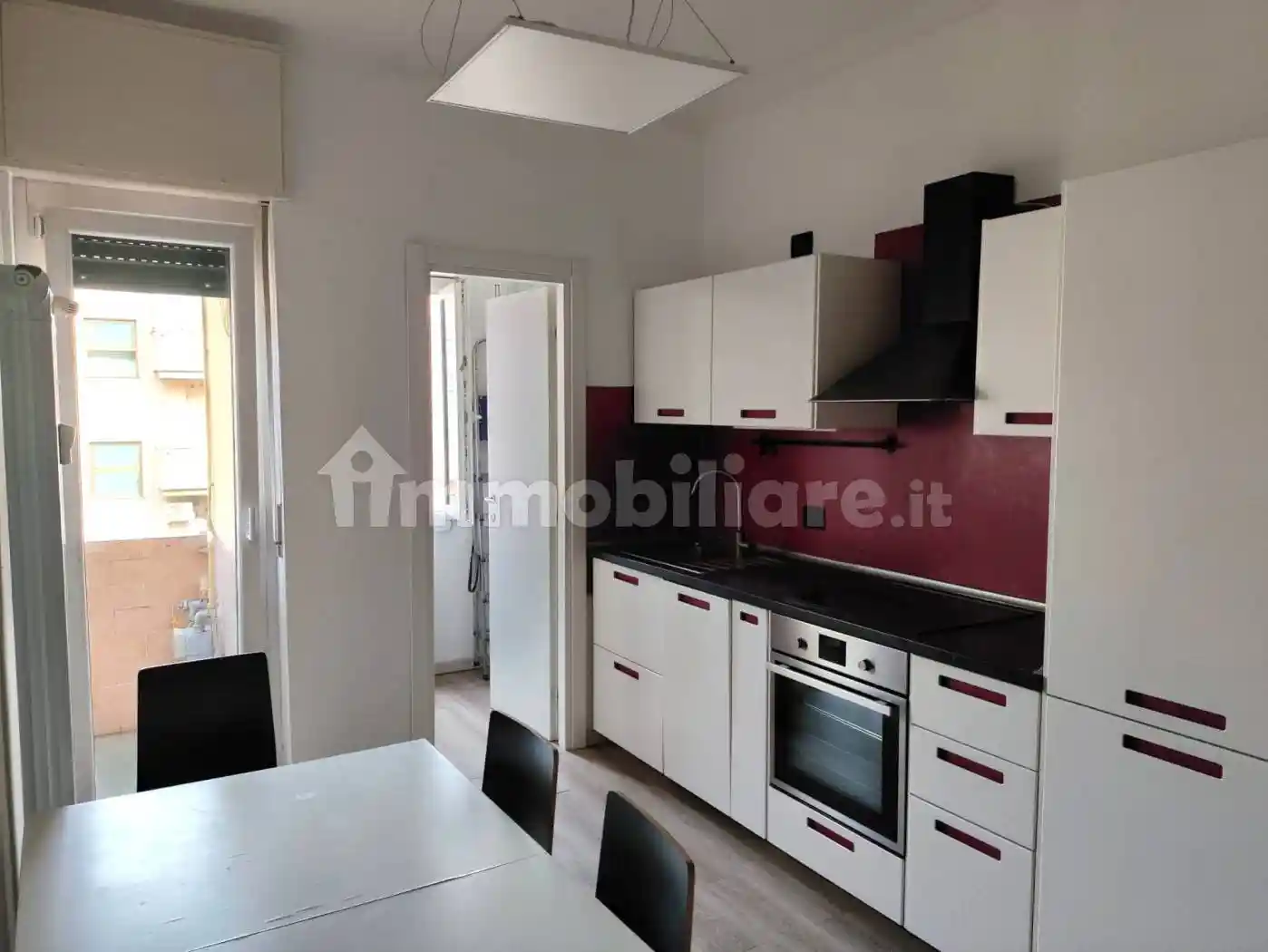 Trilocale via Sebastiano Veniero 8, Monte Rosa - Lotto, Milano - foto 4