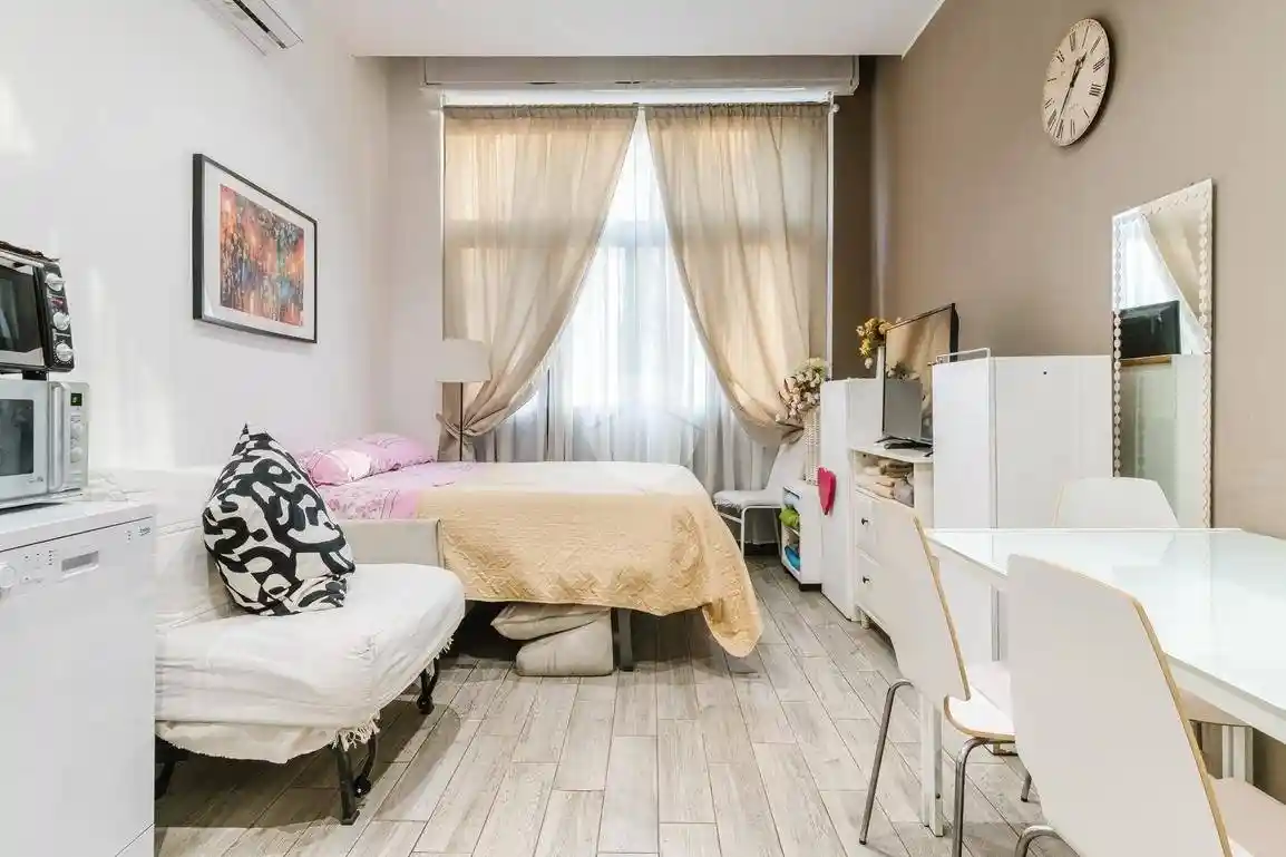 Monolocale viale Caterina da Forlì 34, Gambara, Milano - foto 2