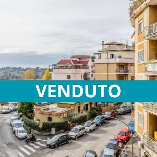 Appartamento in vendita a Roma