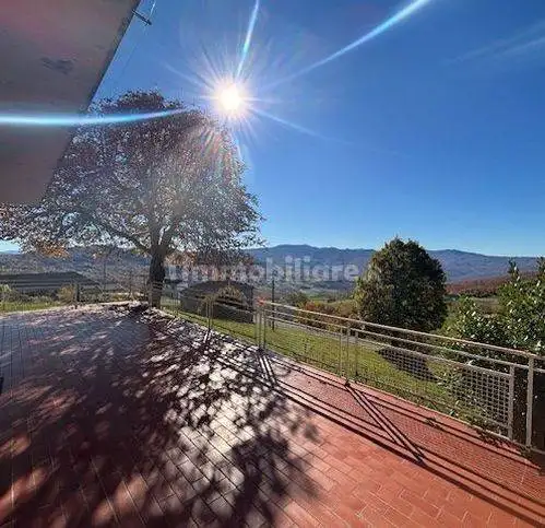 Villa in vendita a Farini