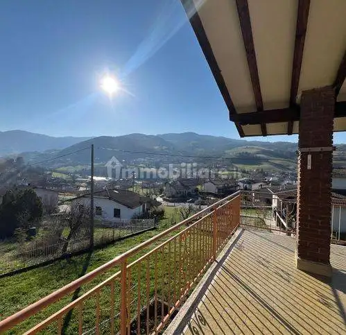 Villa in vendita a Bettola