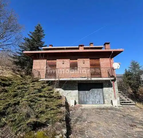 Villa in vendita a Ferriere