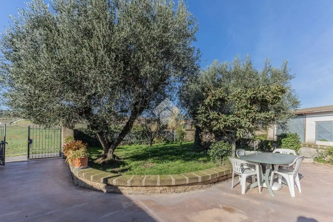 Bilocale via Fontanile della Regina 23, Zona Valcanneto, Ceri, Borgo San Martino, Cerveteri - foto 4