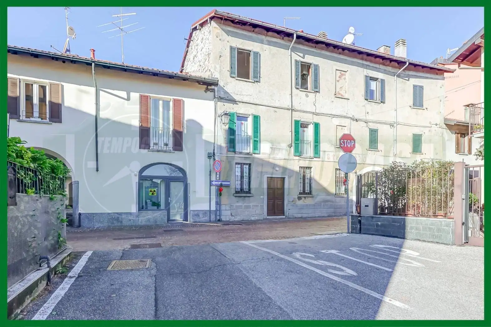 Appartamento in vendita a Comerio