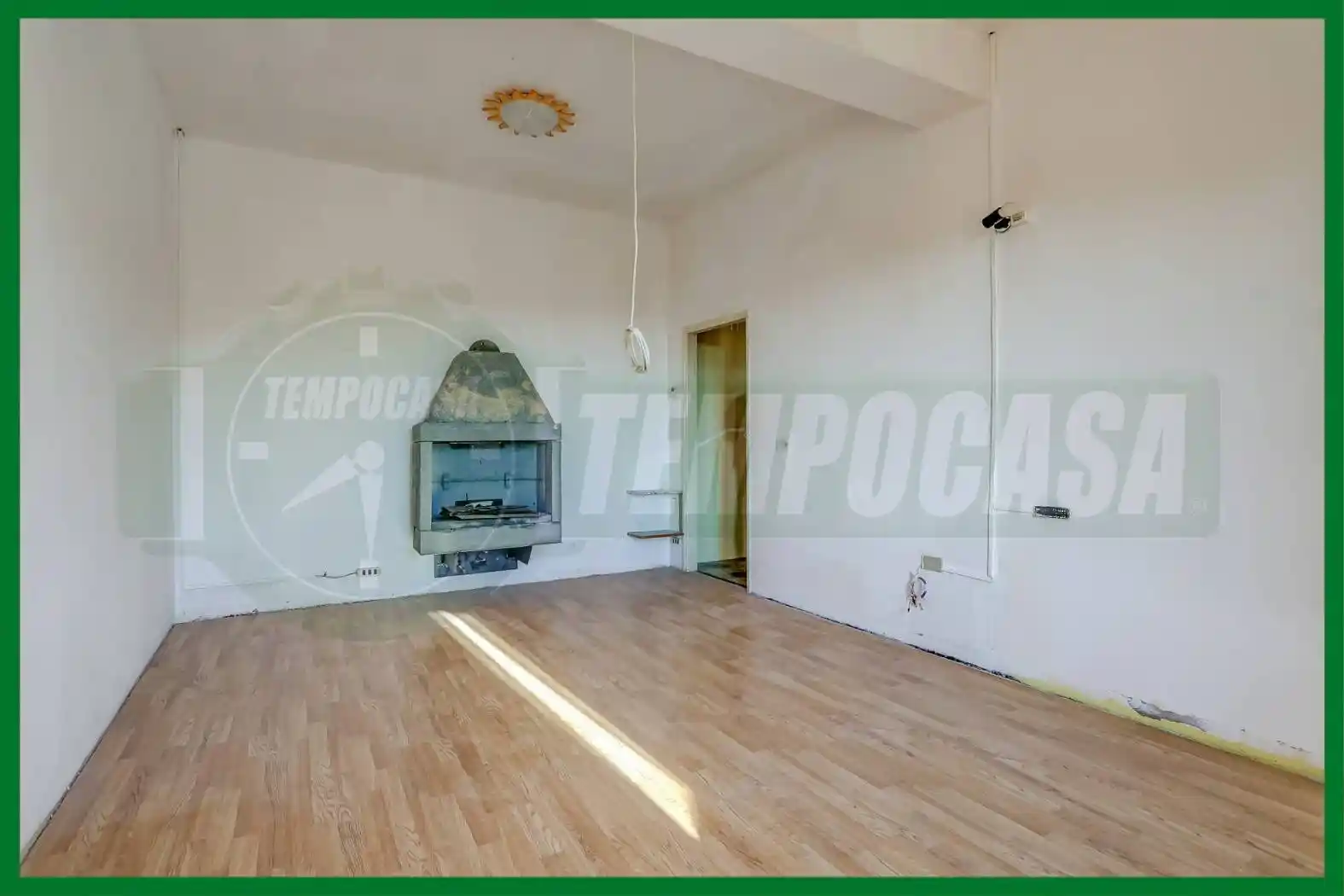 Bilocale via Giuseppe Garibaldi 10, Comerio - foto 2