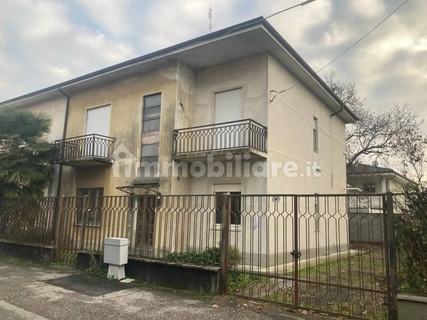 Villa in vendita a Novara