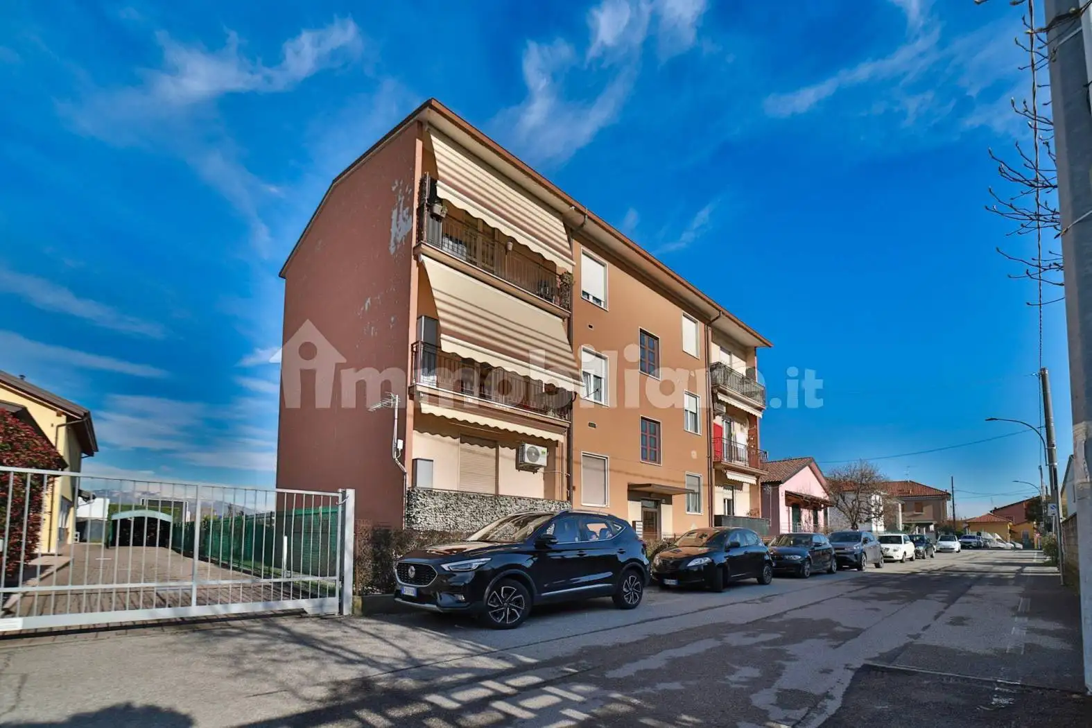 Trilocale via Giuseppe Garibaldi 8, Busnago - foto 3