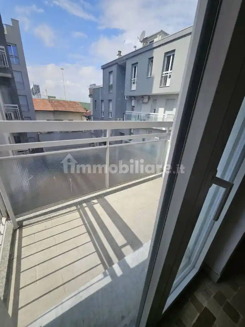 Trilocale via Giovanni Ameglio 13, Quarto Oggiaro, Milano - foto 3