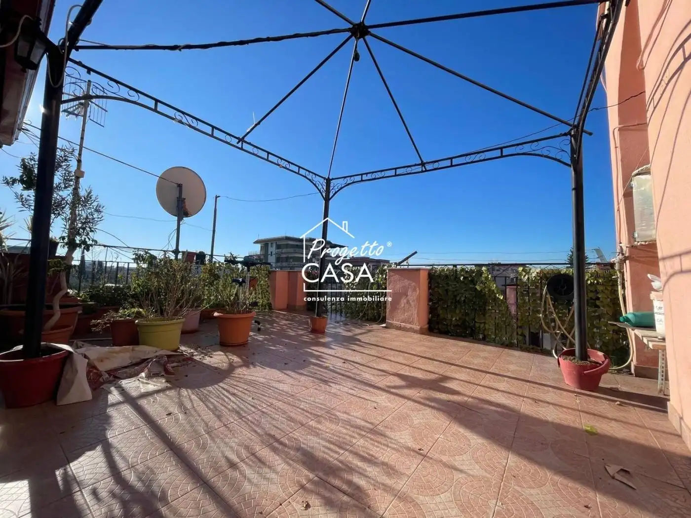 Appartamento in vendita a Napoli