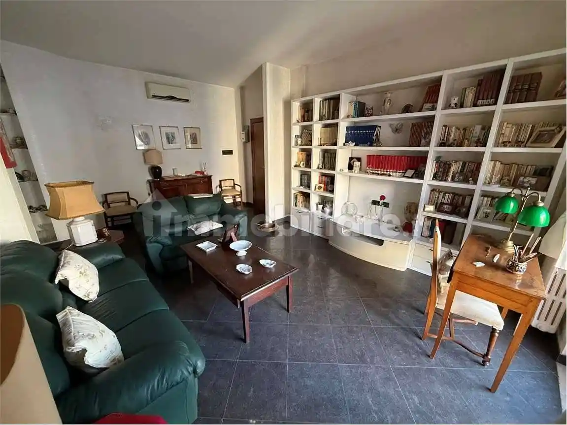 Trilocale via Guglielmo Marconi, 35, Centro Storico, Brindisi - foto 3