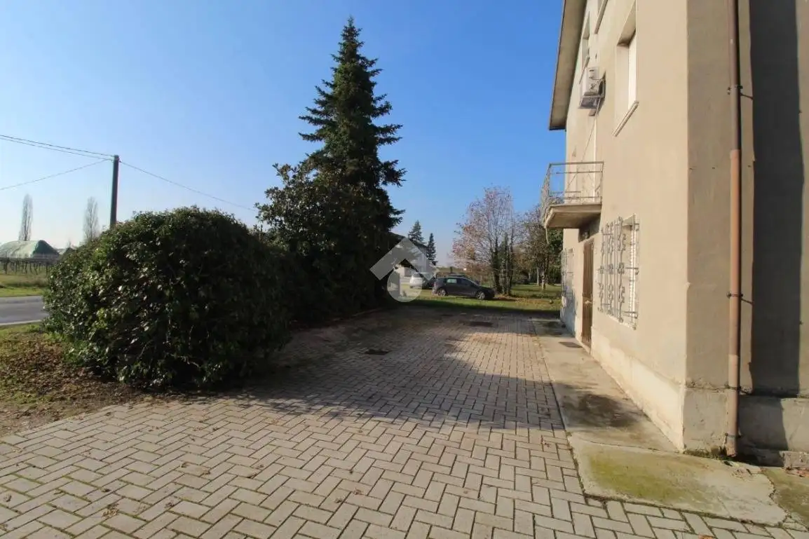 Terratetto plurifamiliare via Tassone 28, Bagnolo in Piano - foto 4