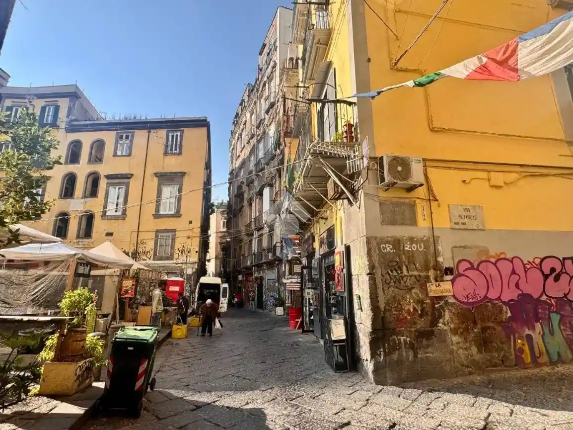 Bilocale Vico San Geronimo dei Ciechi, Centro Storico, Napoli - foto 4