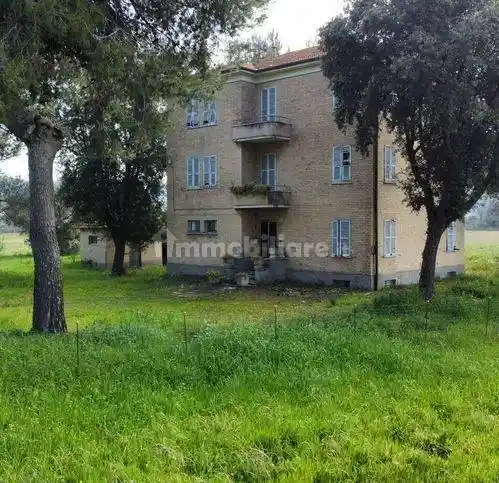Villa in vendita a Fermo