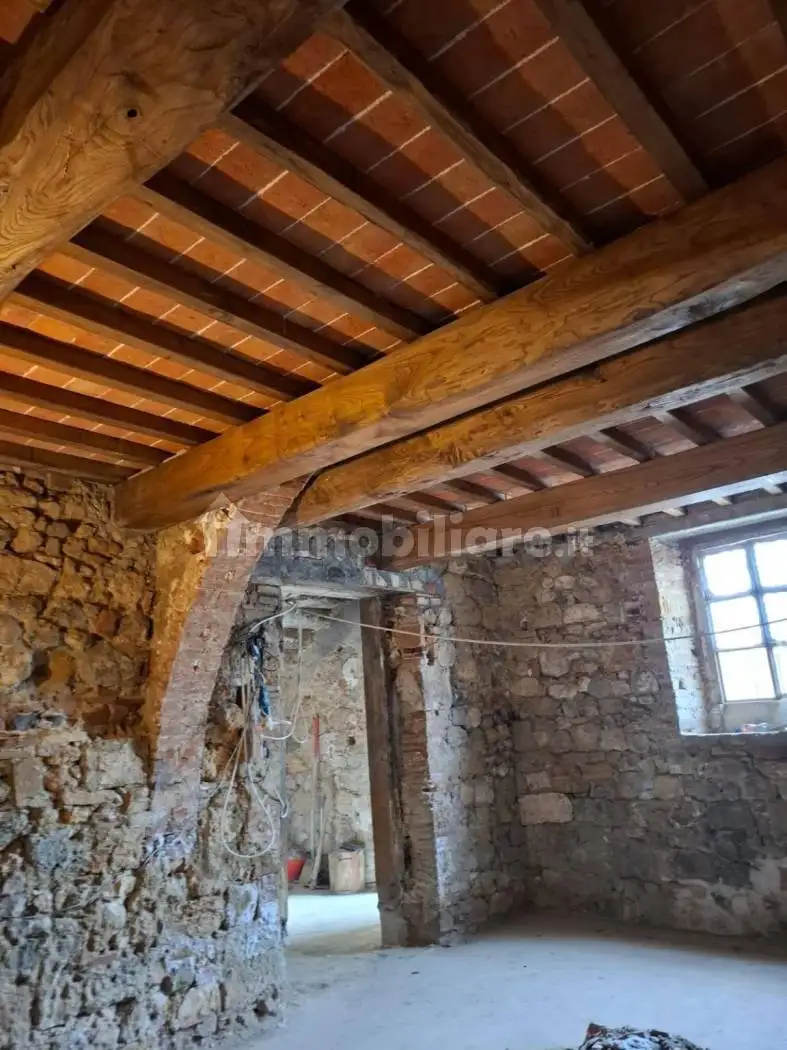 Rustico - Casale in vendita a Colle di Val d'Elsa