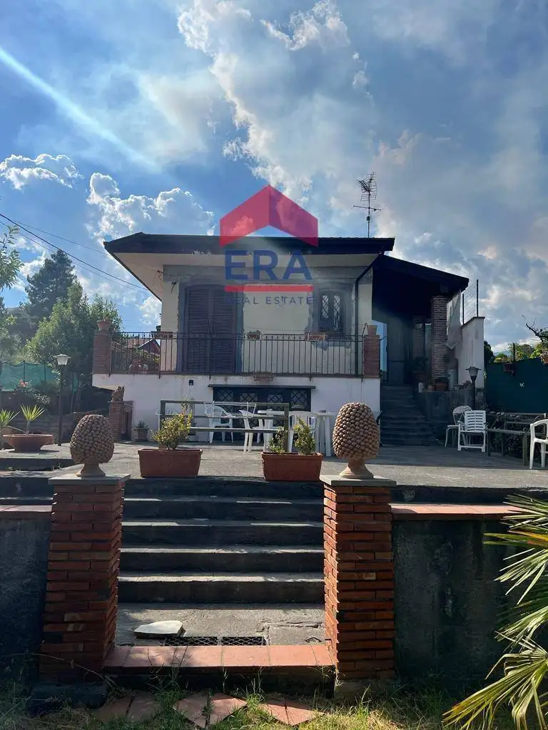 Villa in vendita a Nicolosi