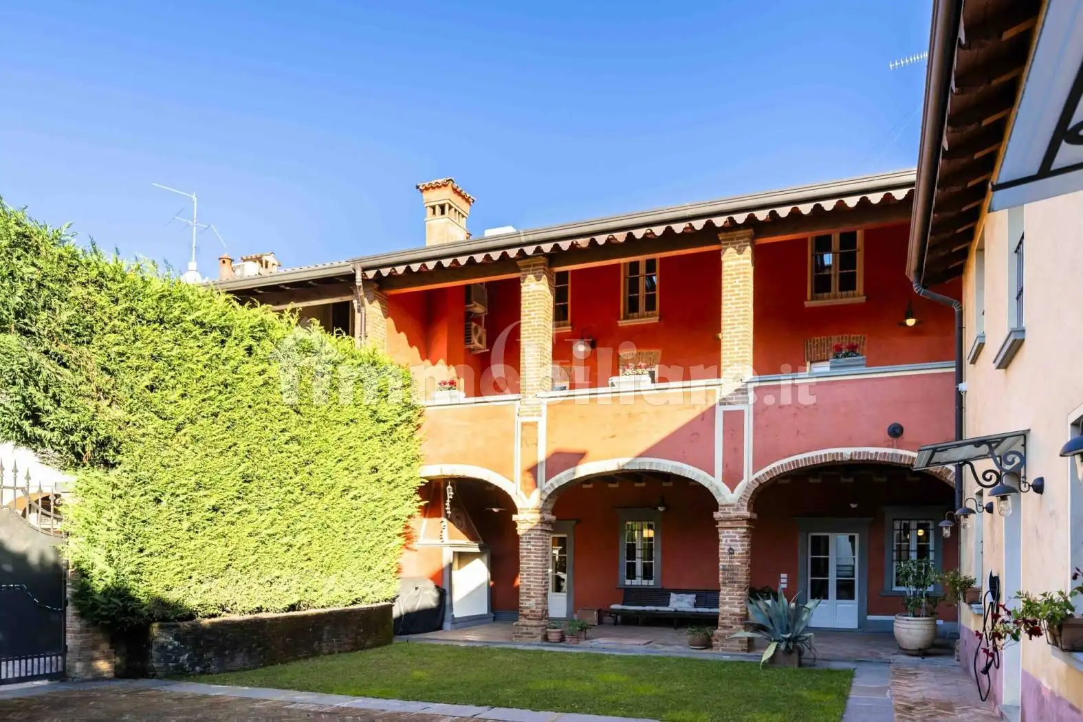 Villa in vendita a Cazzago San Martino