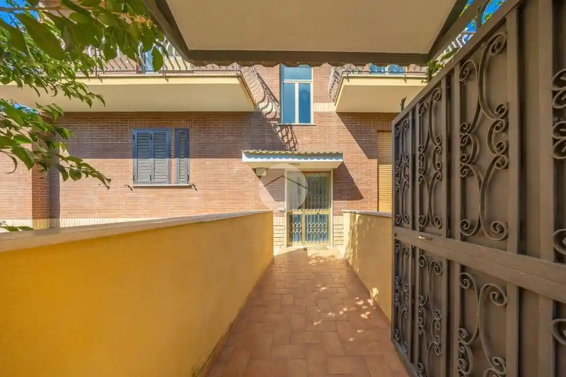 Trilocale via Frontone 1, Corcolle, Roma - foto 3