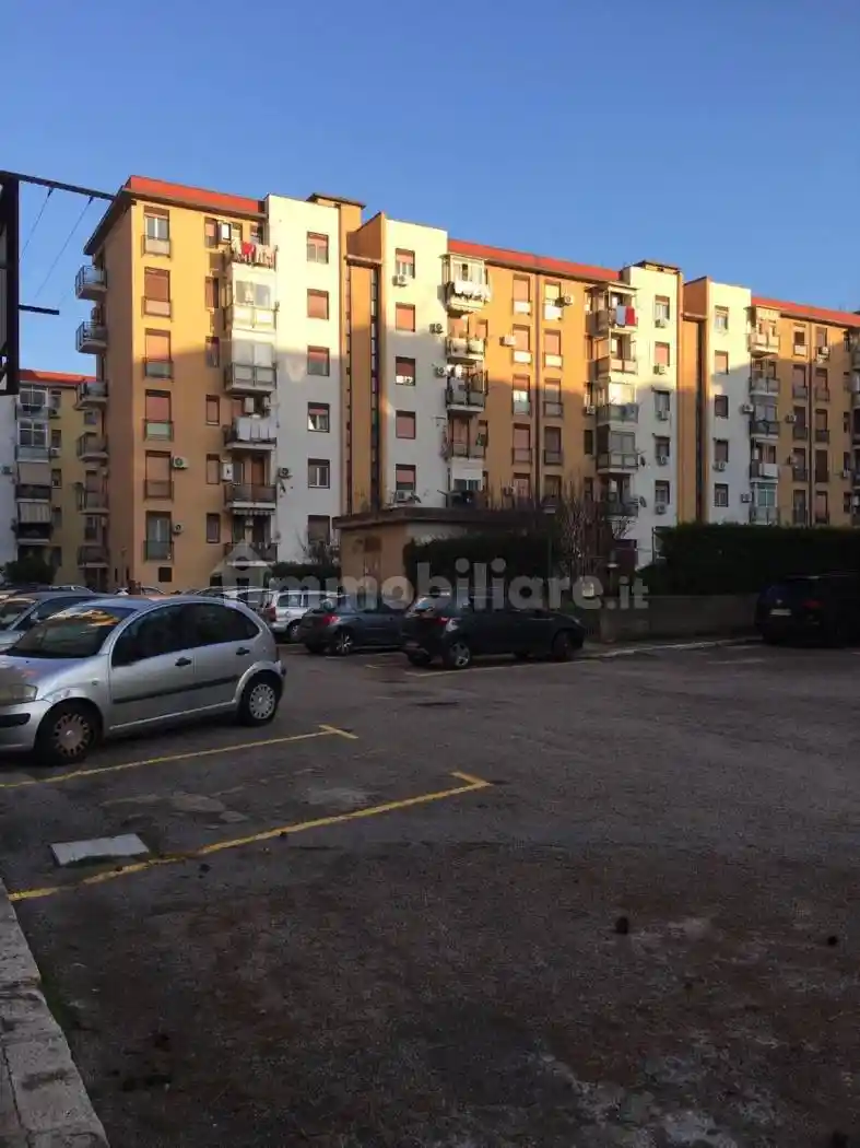 Trilocale via degli Emiri 54, Zisa, Palermo - foto 5