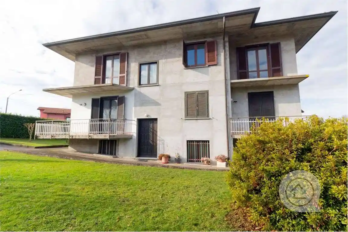 Villa bifamiliare via Dei Rogoreè, Cazzago Brabbia - foto 3