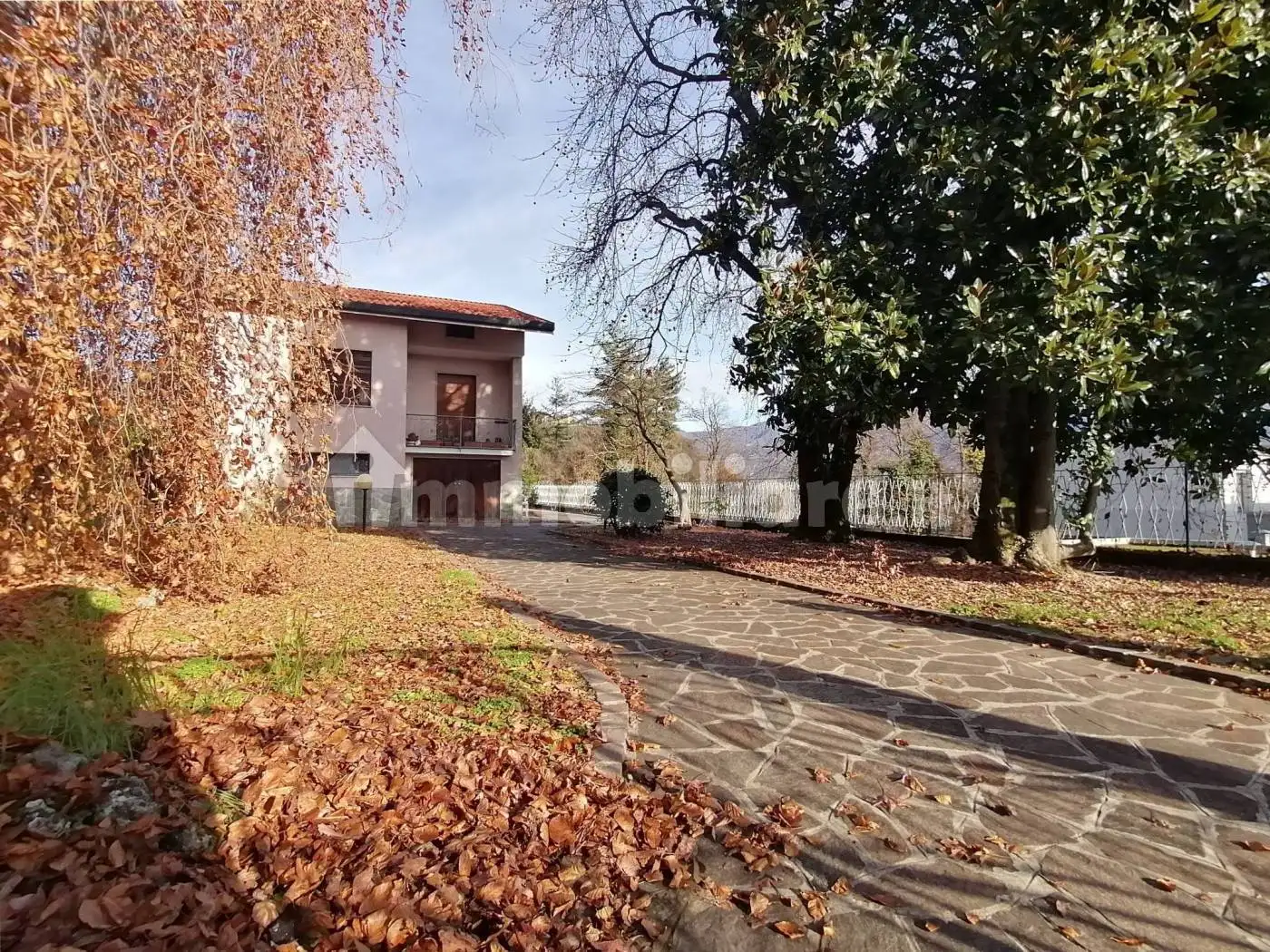 Villa in vendita a Airuno