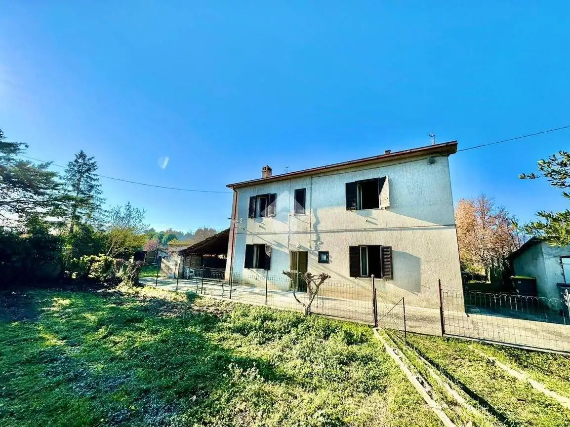 Casa indipendente in vendita a Spoleto