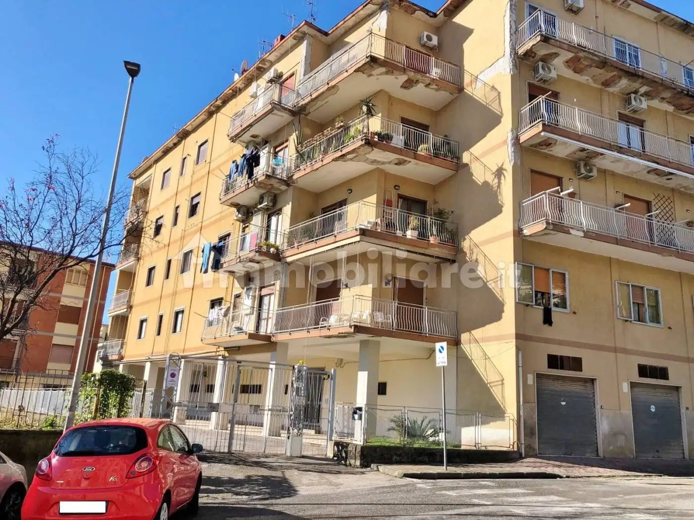 Appartamento in vendita a Salerno