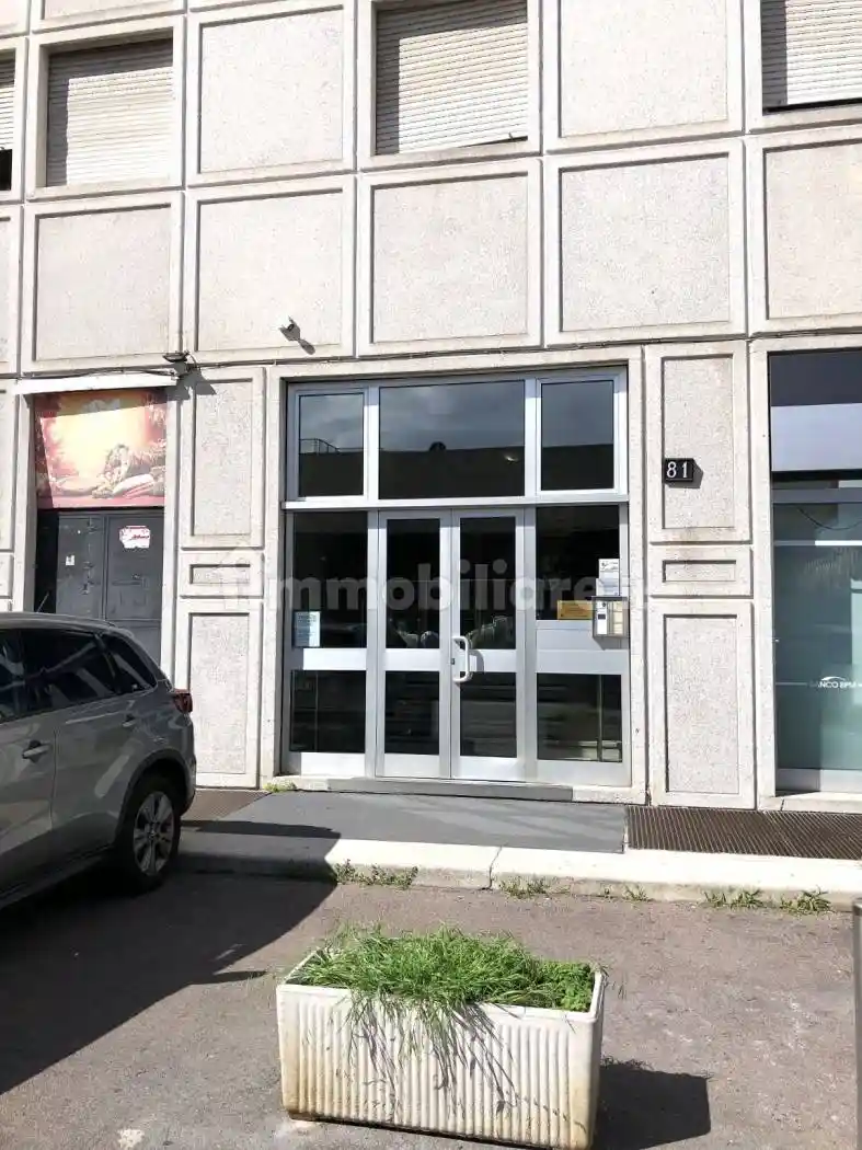 Bilocale via Carlo Farini 81, Farini, Milano - foto 2