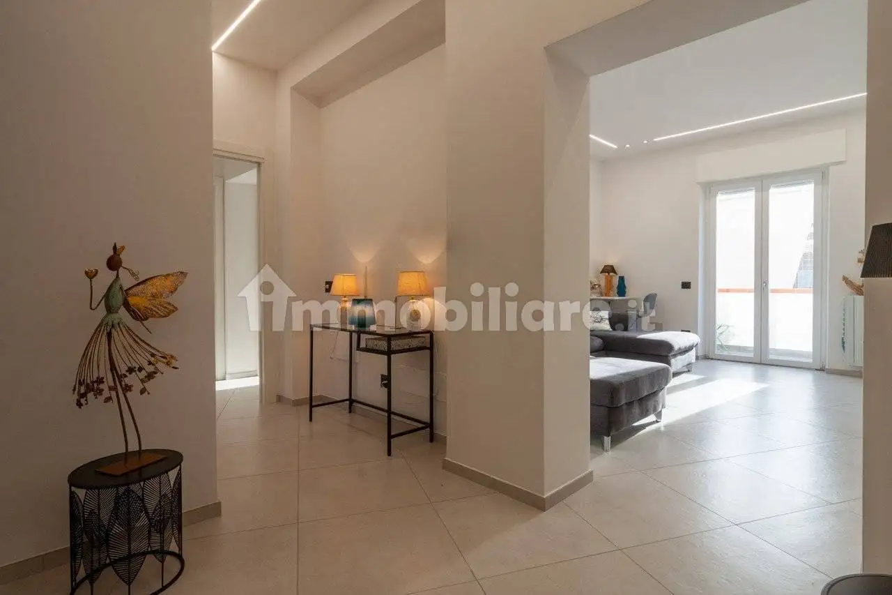 Appartamento in affitto a Follonica