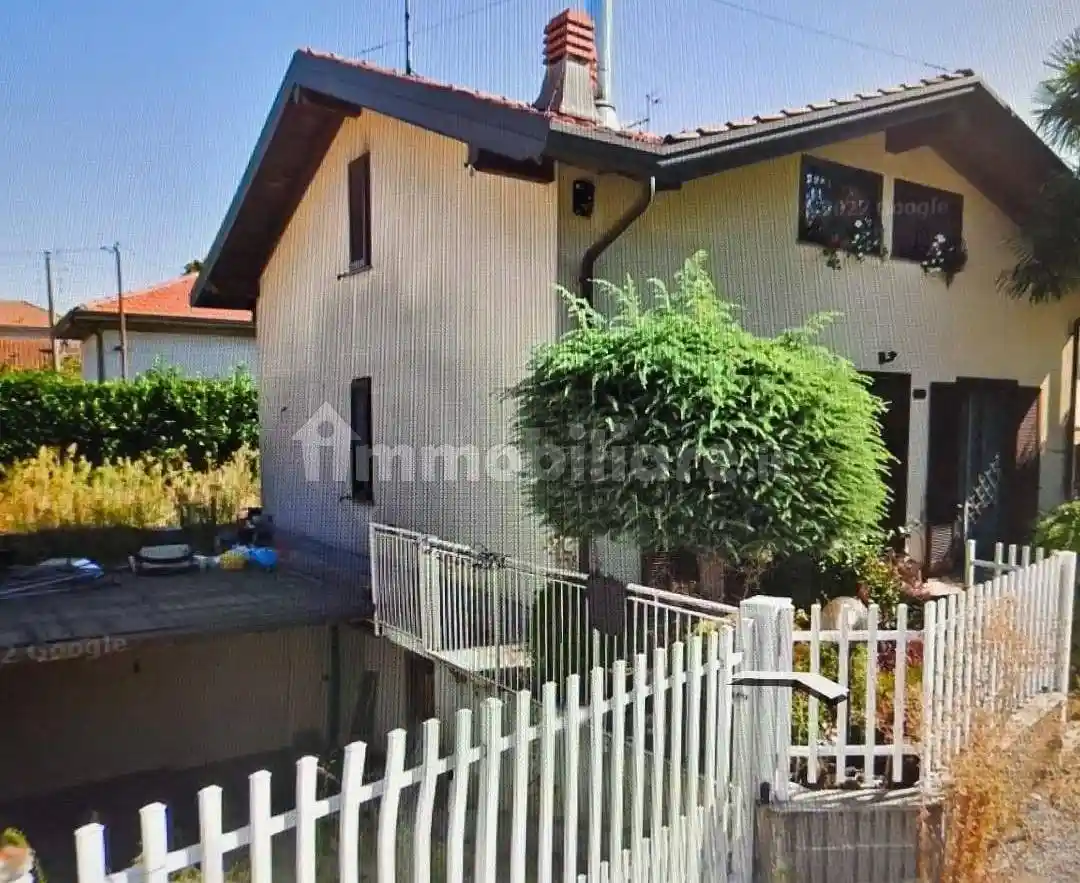 Villa bifamiliare via Guido Rossa 10c, Bolladello Peveranza, Cairate - foto 2