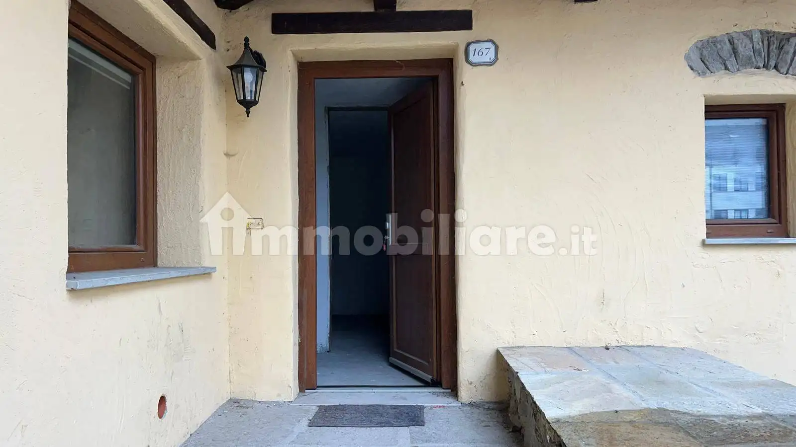Trilocale Località Capoluogo 167, Centro, Charvensod - foto 2