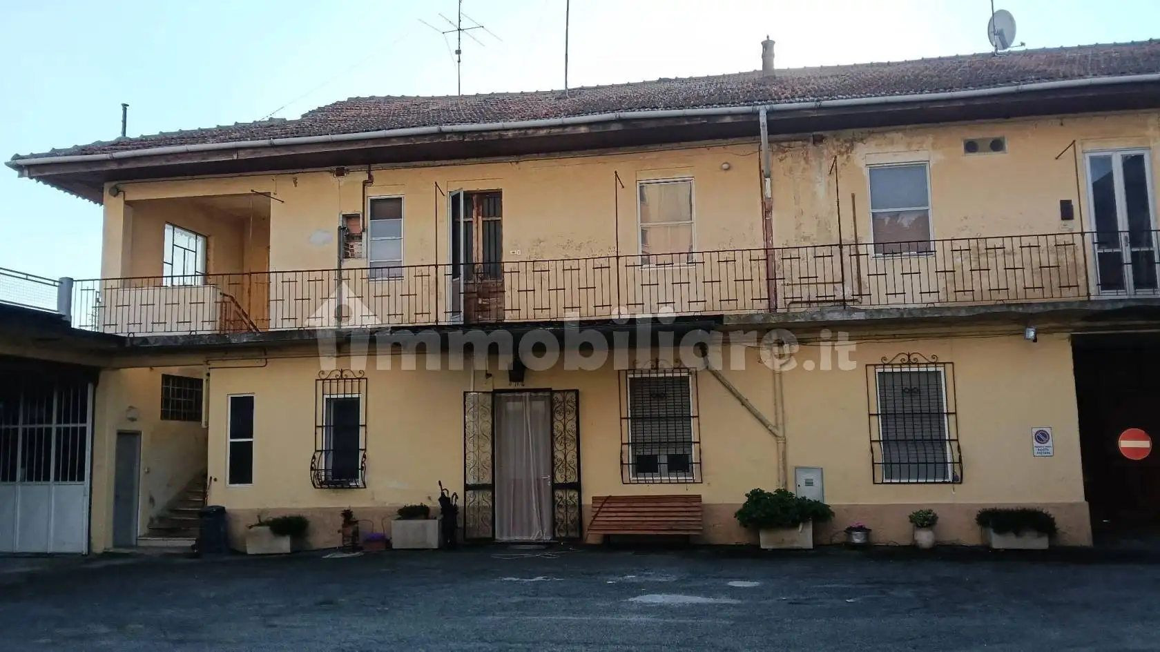 Appartamento via Alessandro di Gifflenga 9, Semicentro, Vercelli - foto 5