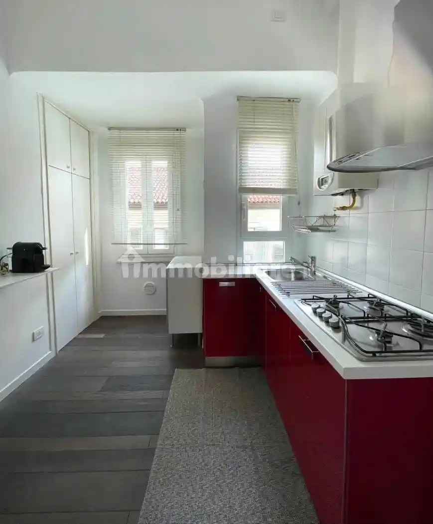 Trilocale via Giuseppe Parini 15, Porta Nuova, Milano - foto 4