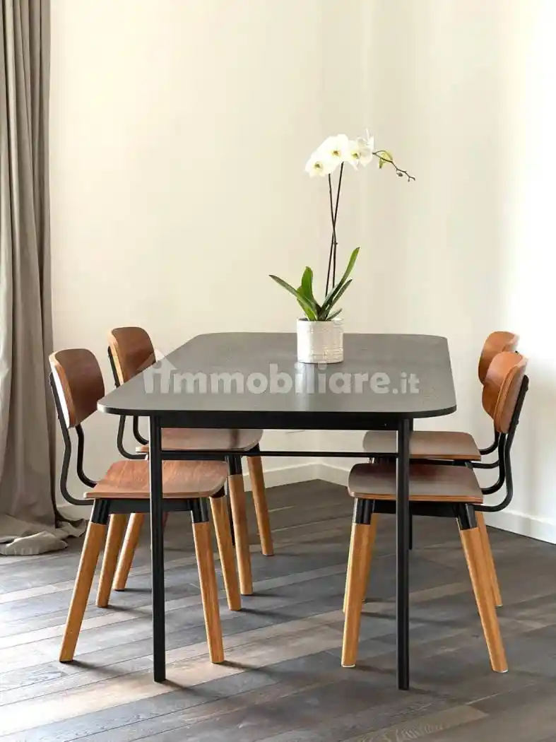 Trilocale via Giuseppe Parini 15, Porta Nuova, Milano - foto 5