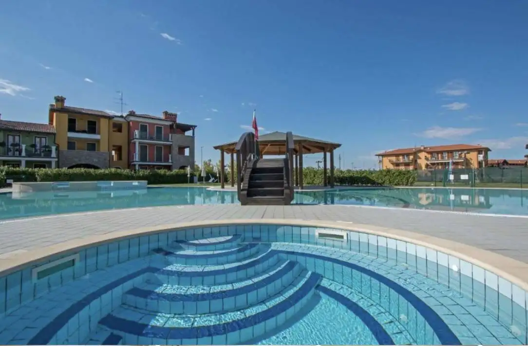 Appartamento in vendita a Sirmione