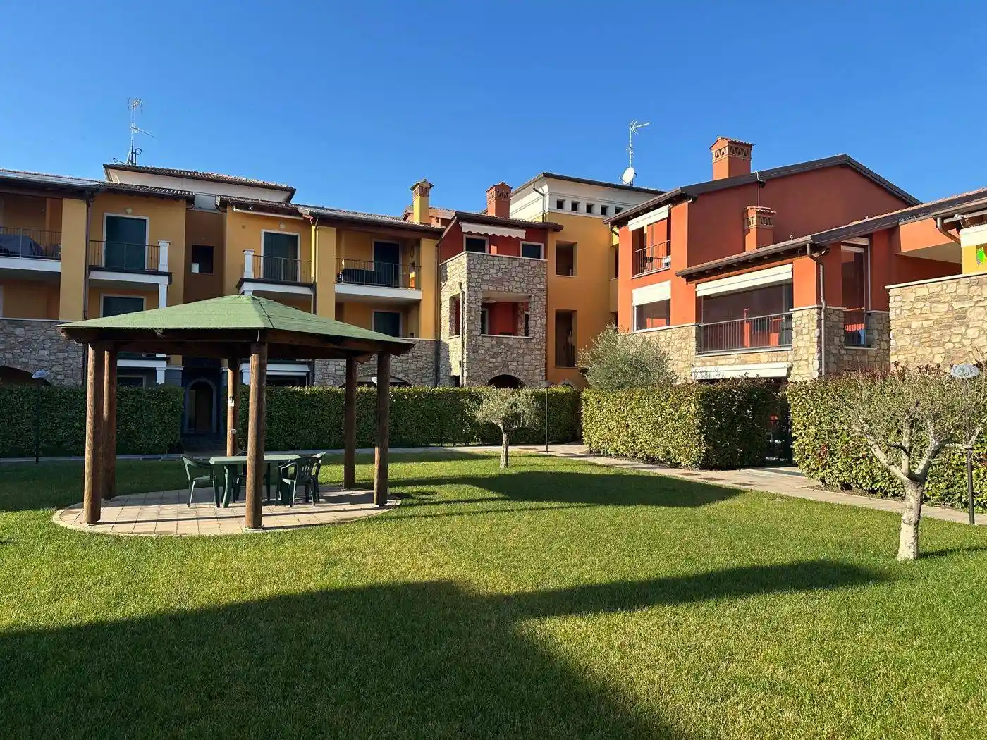 Bilocale via L. Da Vinci, 31, Sirmione - foto 2