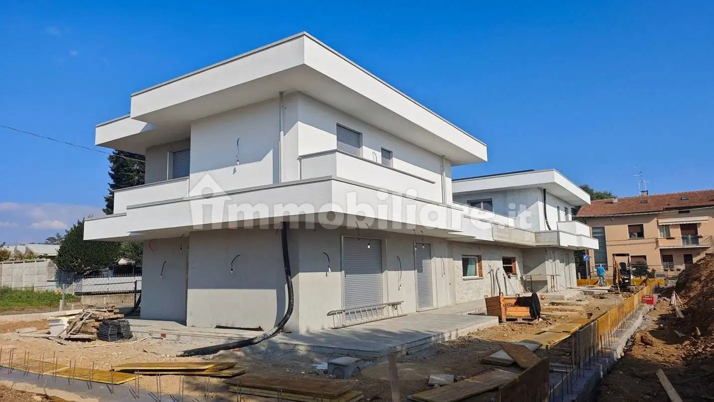 Villa in vendita a Lomazzo