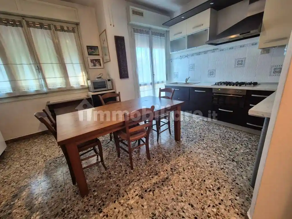 Appartamento in vendita a Modena