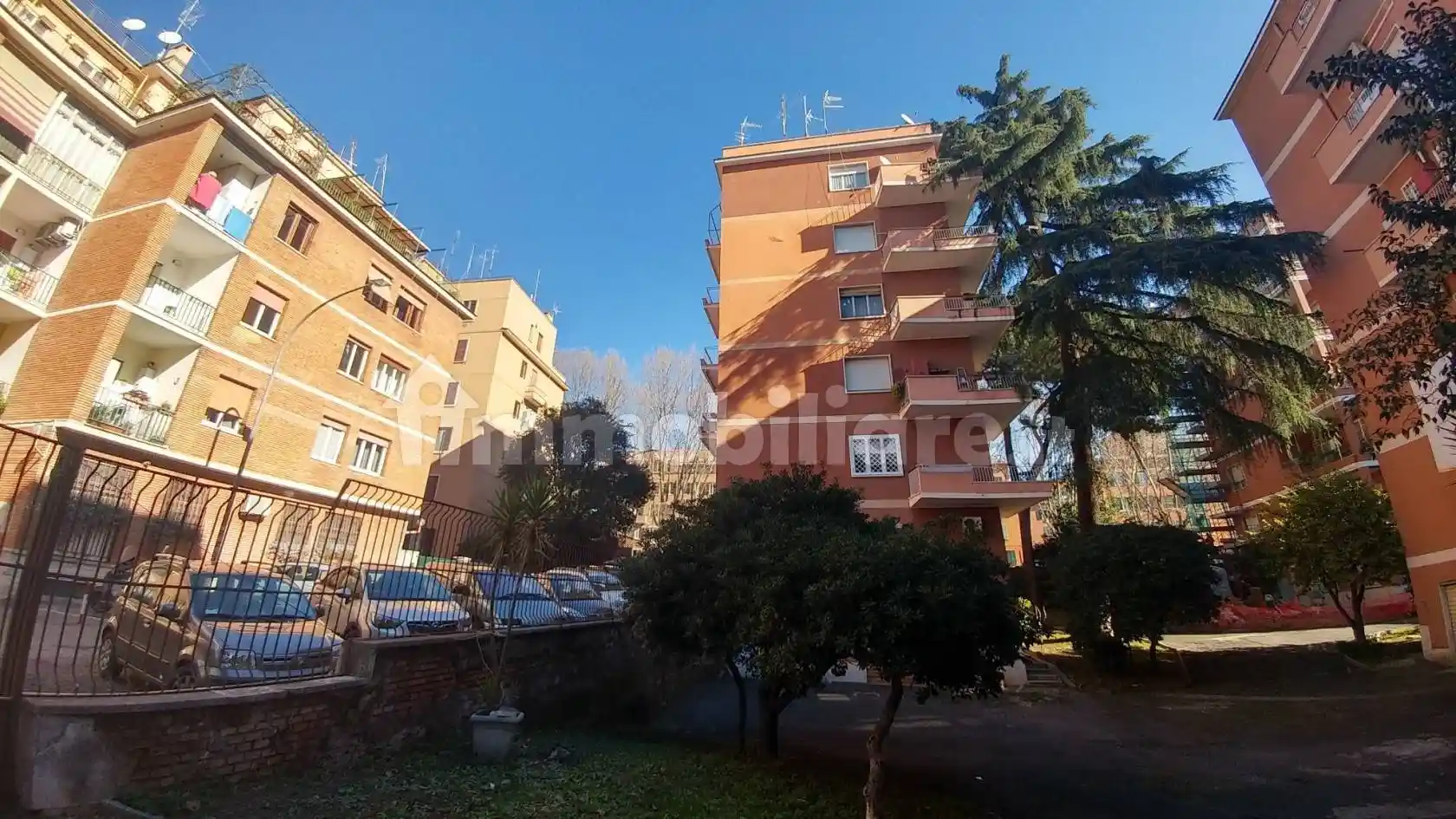 Trilocale via Rosa Raimondi Garibaldi 44, Garbatella, Roma - foto 4