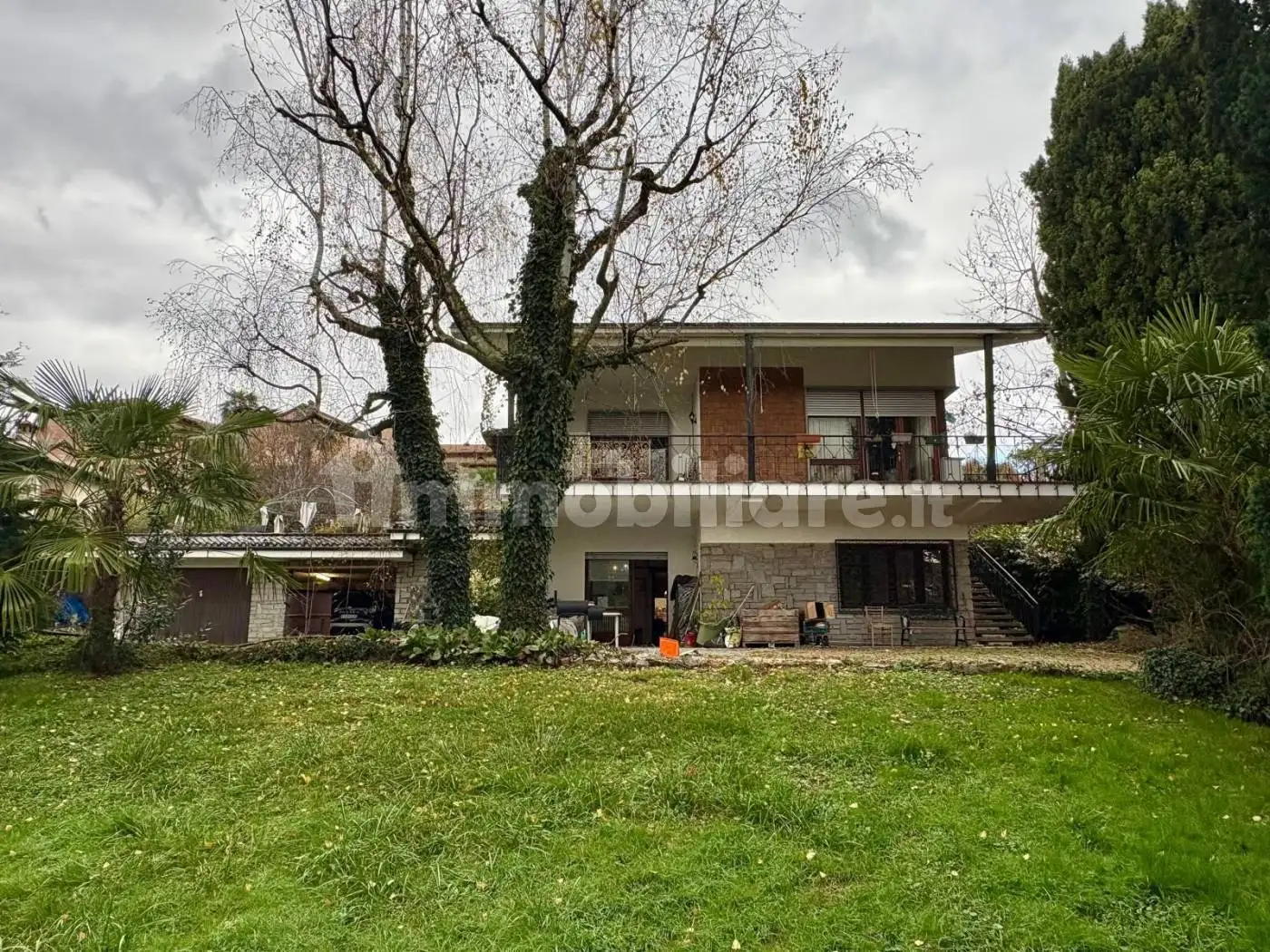 Villa in vendita a Brusnengo