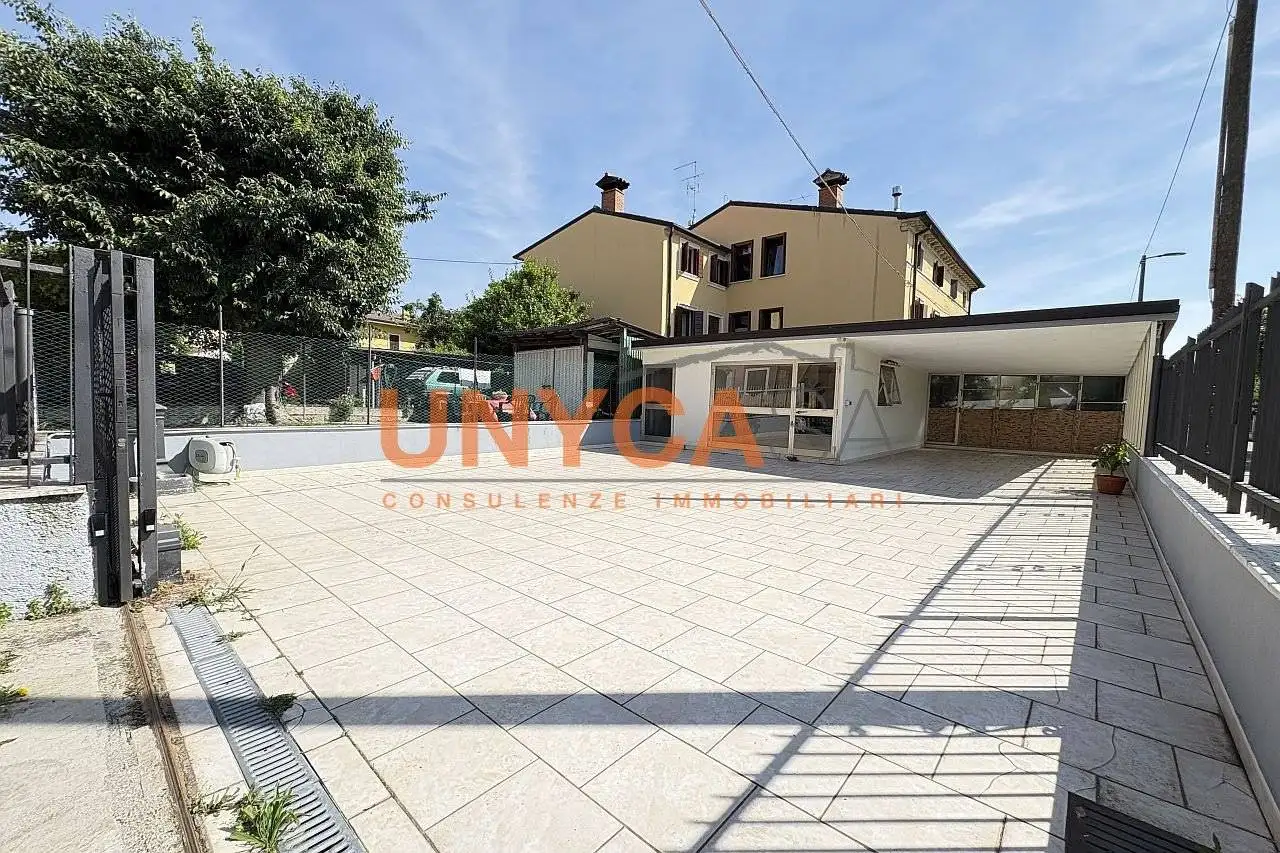 Appartamento in vendita a Verona